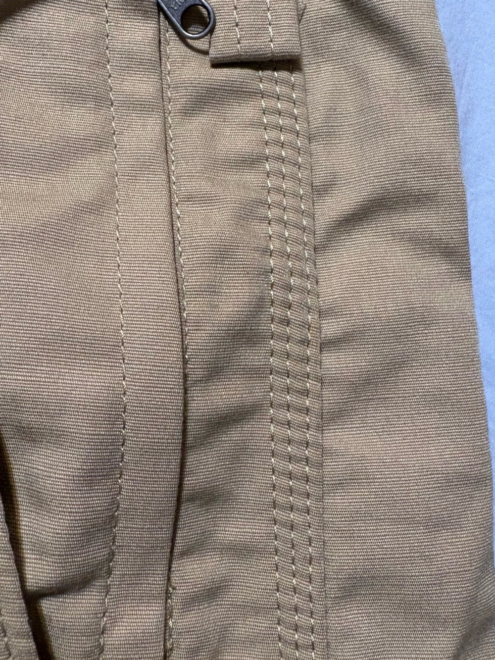Carhartt Men’s Khaki Cargo Shorts - Picture 3 of 5